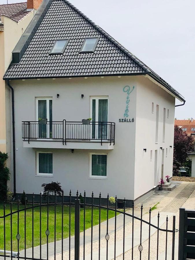 Vivien Szálló Szeged Exterior foto